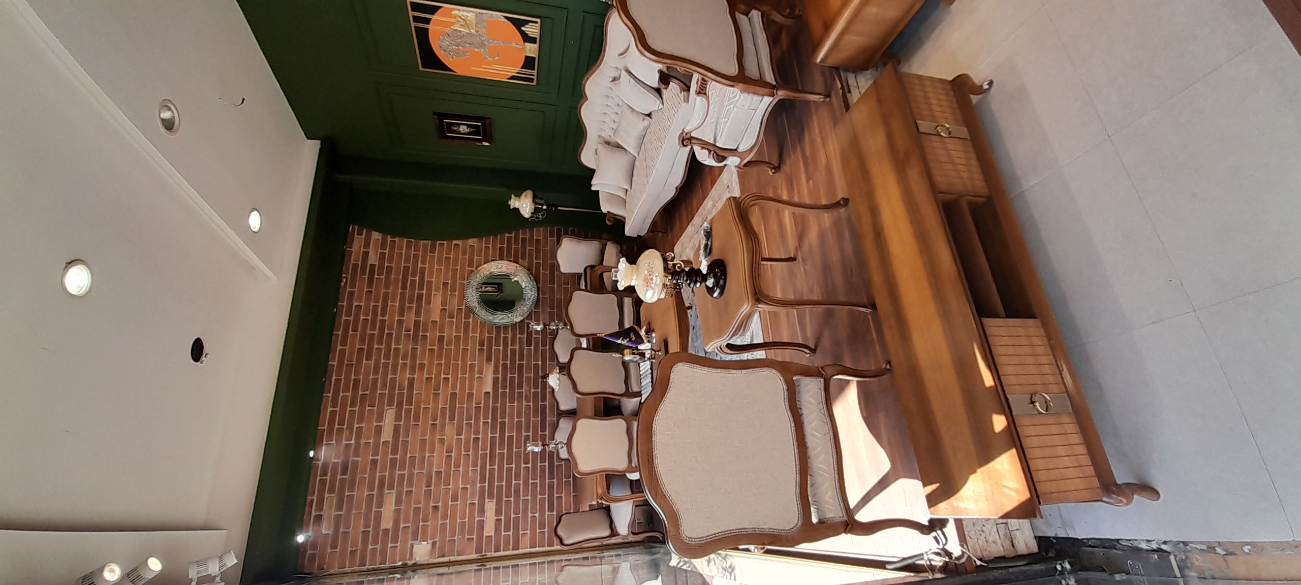 مبل و ناهار خوری فرانسوی مدل کویین